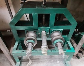 Máy uốn inox - Giải pháp hàng đầu trong gia công kim loại