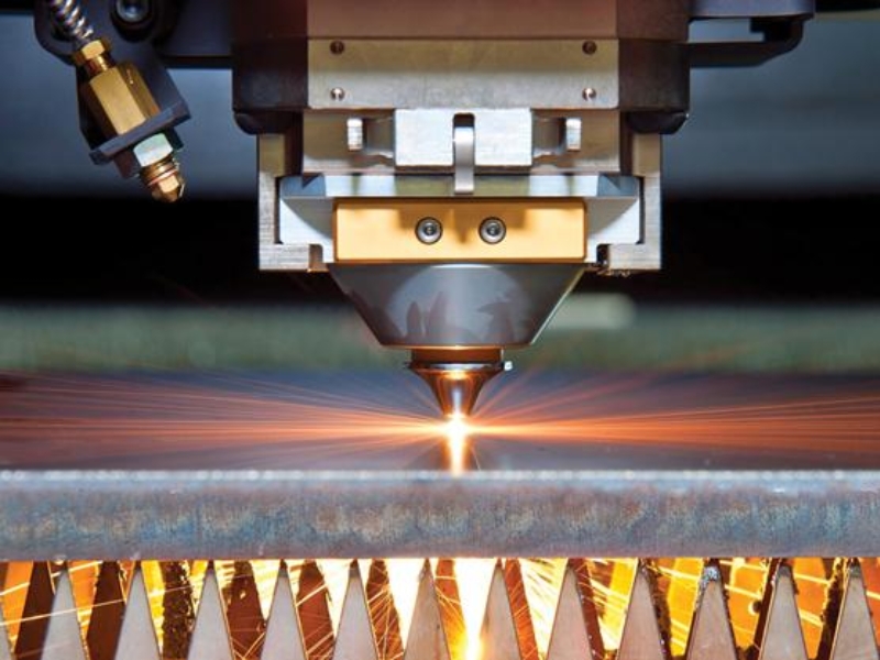 Máy cắt laser cắt inox là gì?