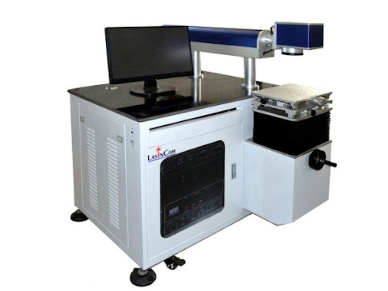 Máy cắt laser nguồn tinh thể 